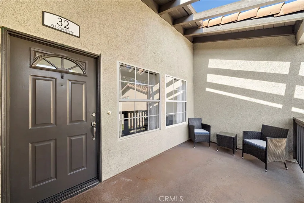 32 Via Contento, Rancho Santa Margarita, California 92688 home-pic-2