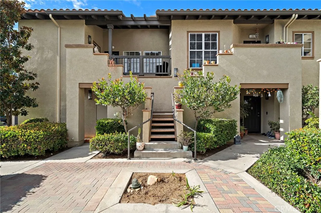 32 Via Contento, Rancho Santa Margarita, California 92688 home-pic-0