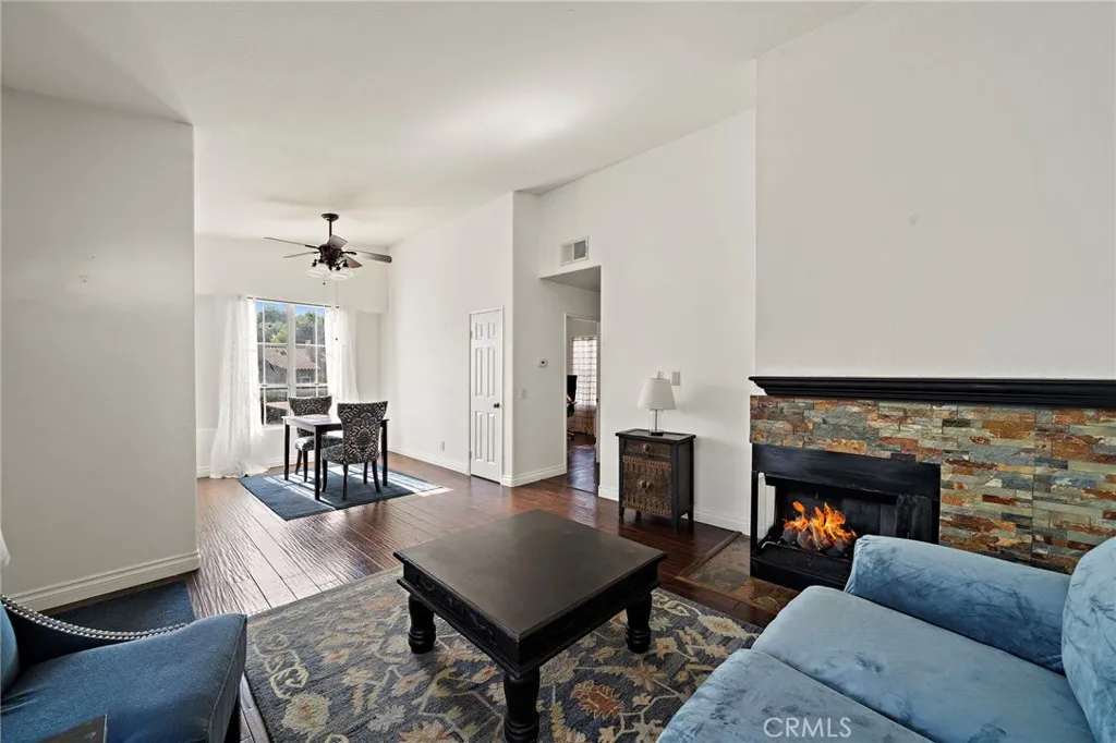 32 Via Contento, Rancho Santa Margarita, California 92688 home-pic-5