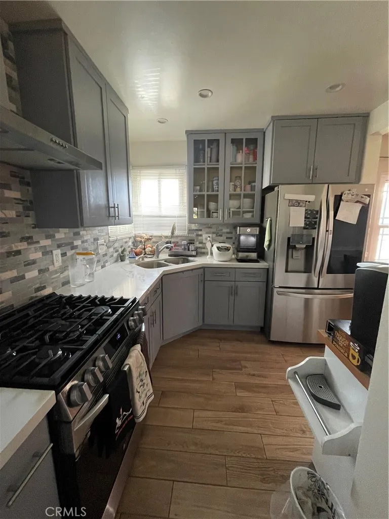 2115 N Pass, Burbank, California 91505 home-pic-10