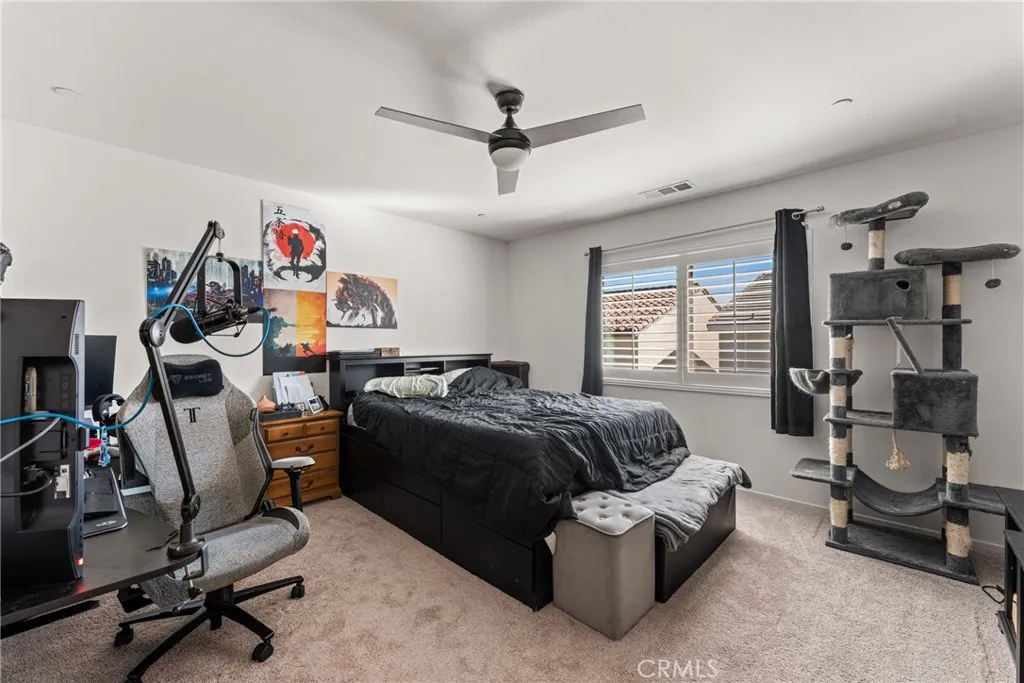 32921 Middlegate, Lake Elsinore, California 92530 home-pic-19