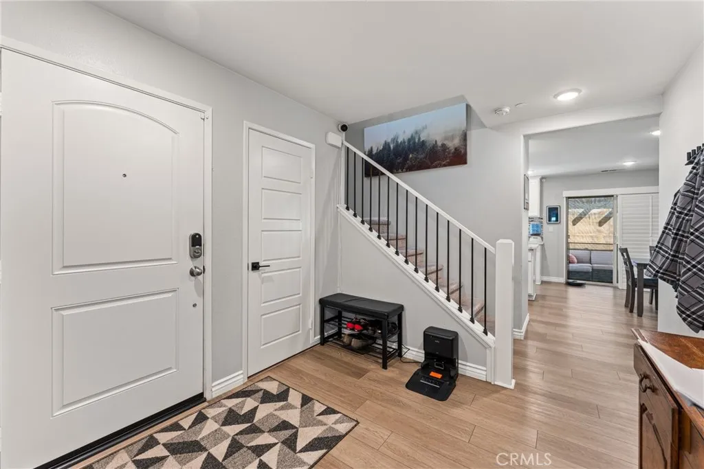 32921 Middlegate, Lake Elsinore, California 92530 home-pic-4