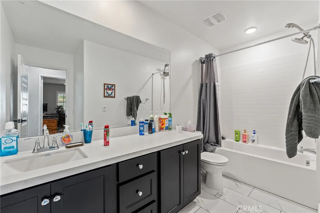 32921 Middlegate, Lake Elsinore, California 92530 home-pic-25