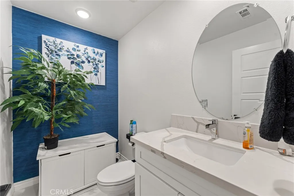 32921 Middlegate, Lake Elsinore, California 92530 home-pic-16