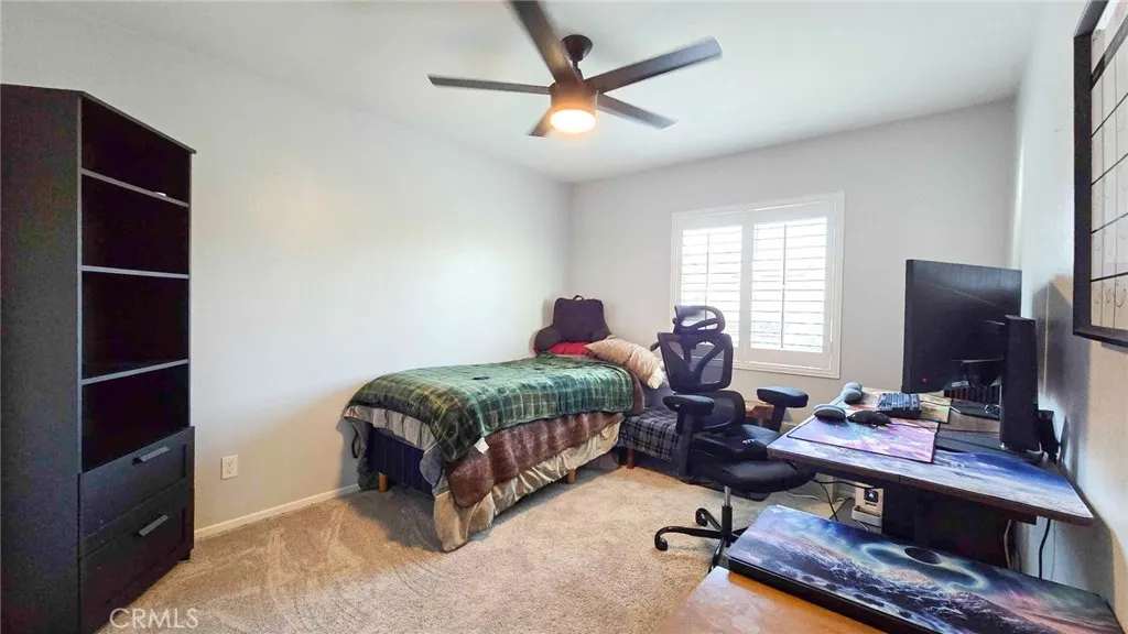 32921 Middlegate, Lake Elsinore, California 92530 home-pic-24