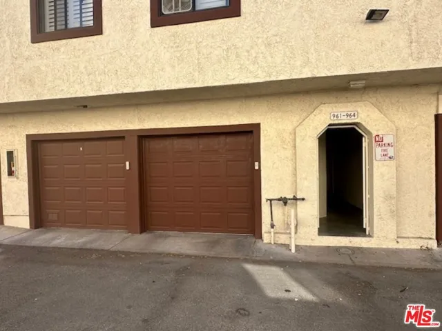Tandem 2-Car Garage