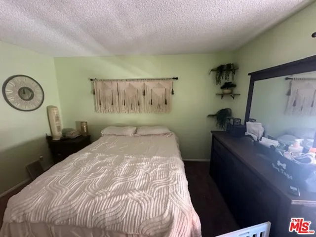 Master Bedroom - View2