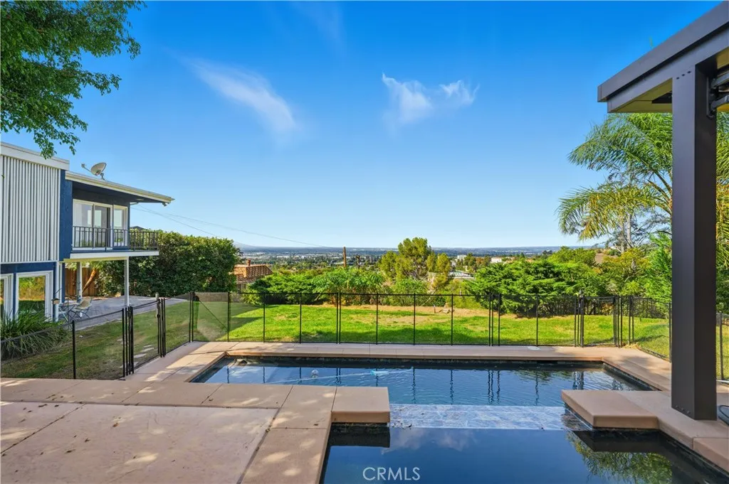 14001 Summit, Whittier, California 90602 home-pic-45