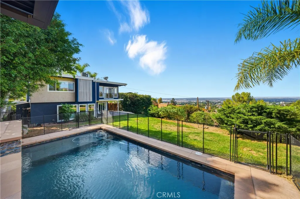 14001 Summit, Whittier, California 90602 home-pic-42