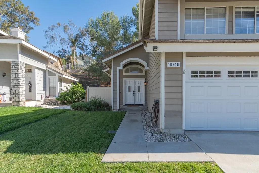 16210 Hidden Cove, Riverside, California 92503 home-pic-5