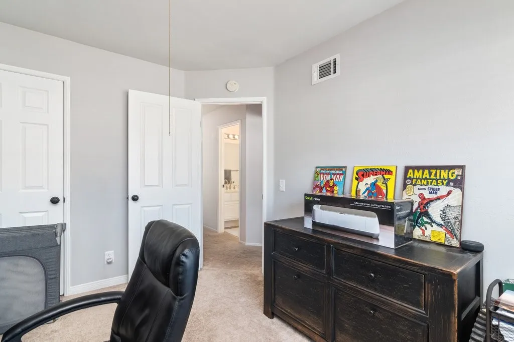 16210 Hidden Cove, Riverside, California 92503 home-pic-20