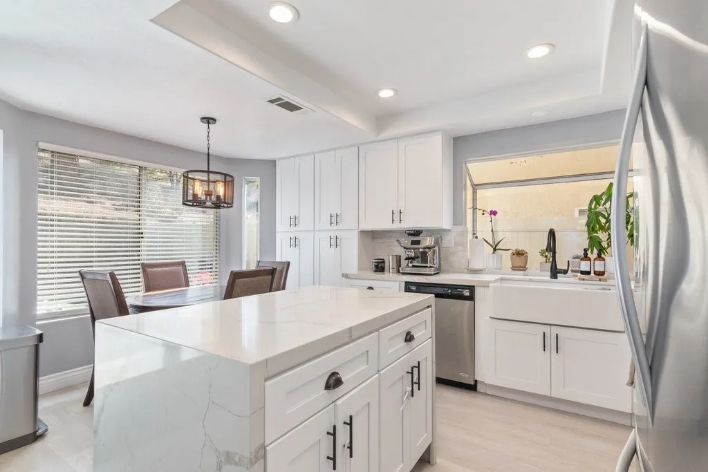 16210 Hidden Cove, Riverside, California 92503 home-pic-14