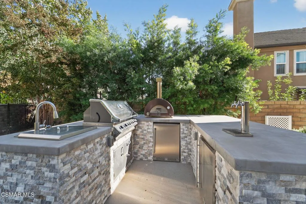 2948 Milestone Avenue, Simi Valley, California 93065 home-pic-25