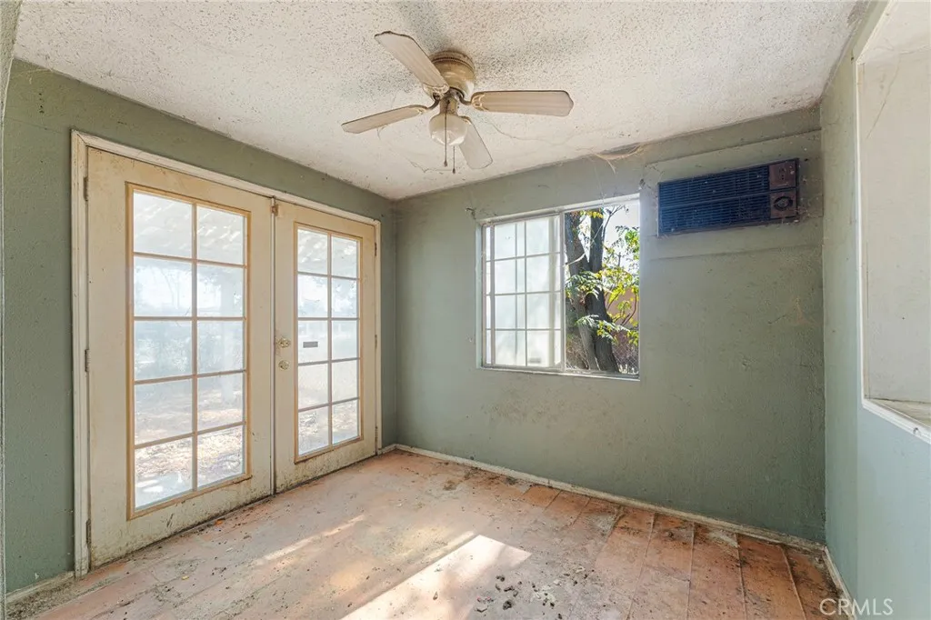 7918 Sierra, Fontana, California 92336 home-pic-11