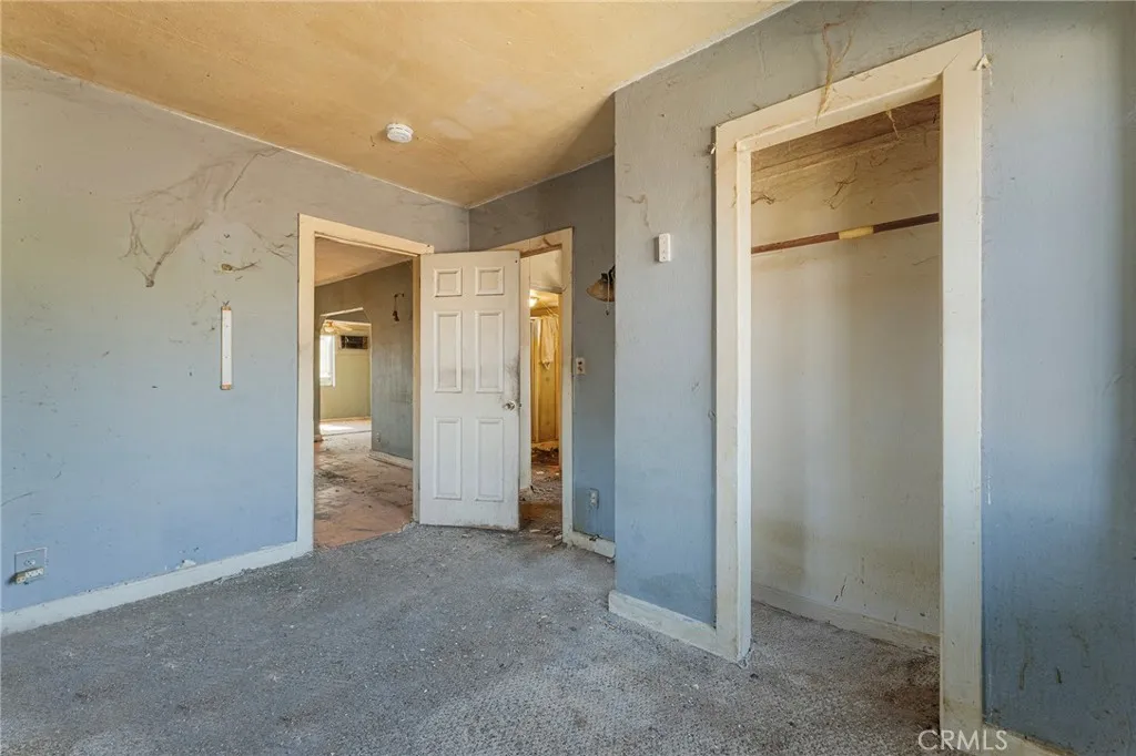 7918 Sierra, Fontana, California 92336 home-pic-17