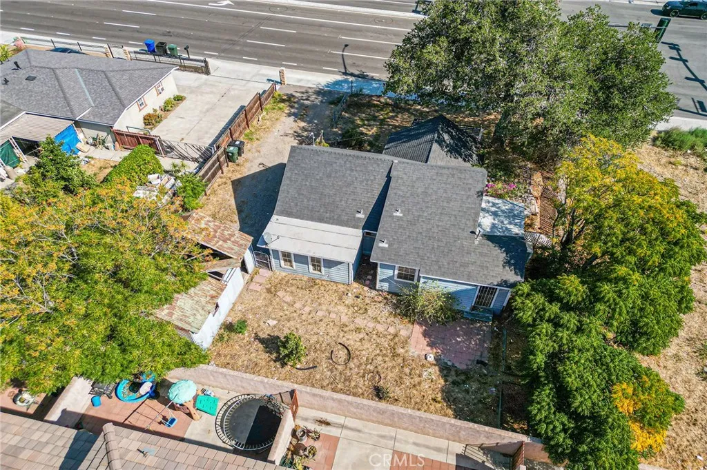 7918 Sierra, Fontana, California 92336 home-pic-24