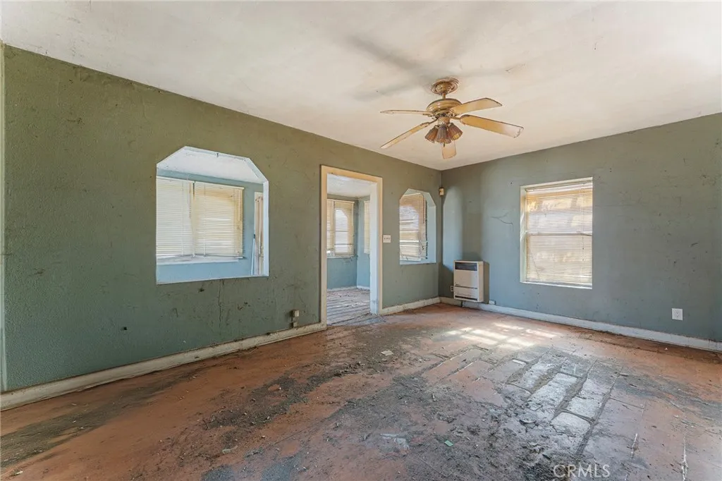 7918 Sierra, Fontana, California 92336 home-pic-9