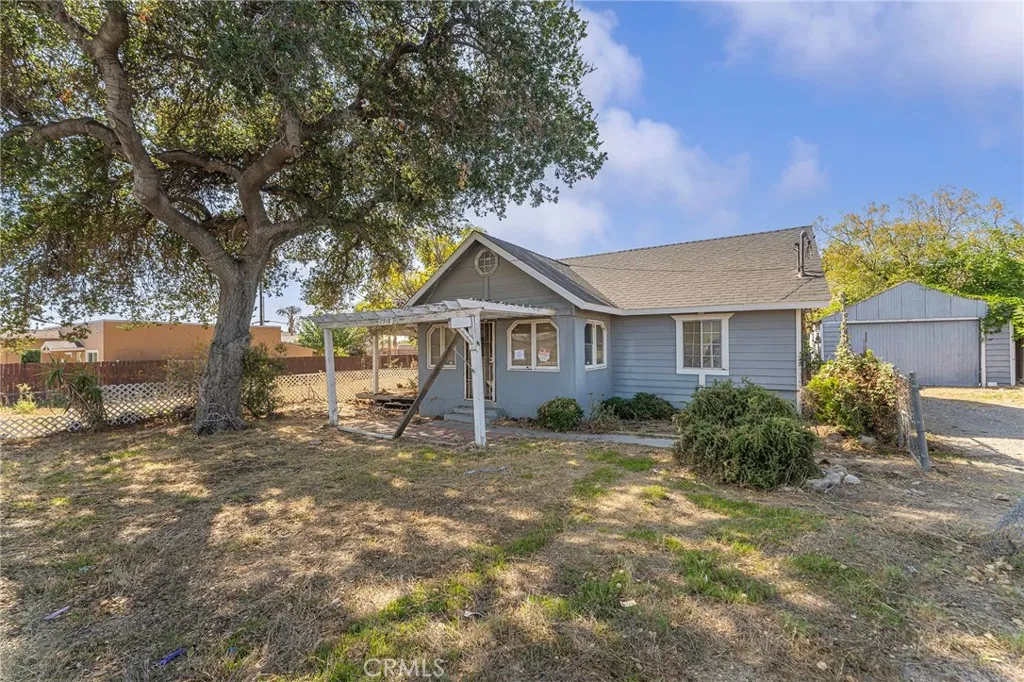 7918 Sierra, Fontana, California 92336 home-pic-0