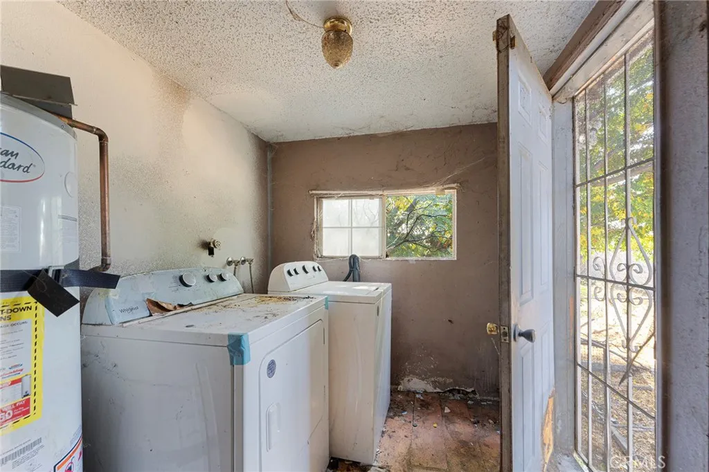 7918 Sierra, Fontana, California 92336 home-pic-14