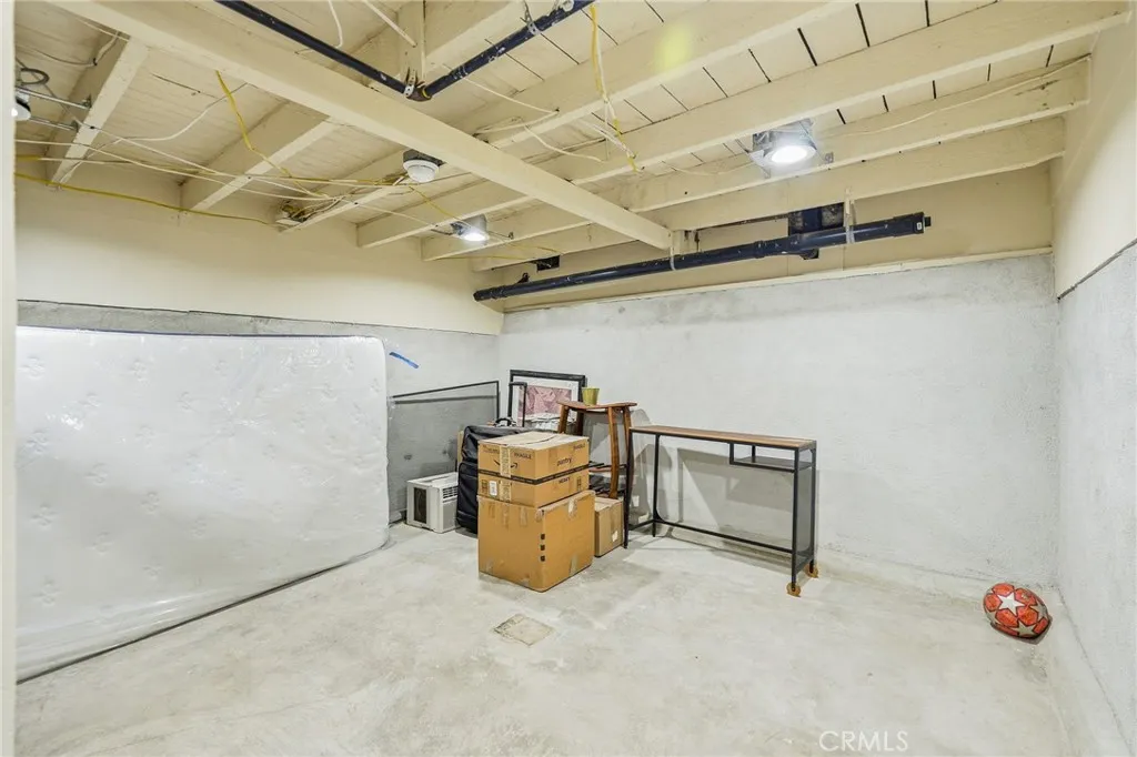 2109 Toberman Street, Los Angeles, California 90007 home-pic-19