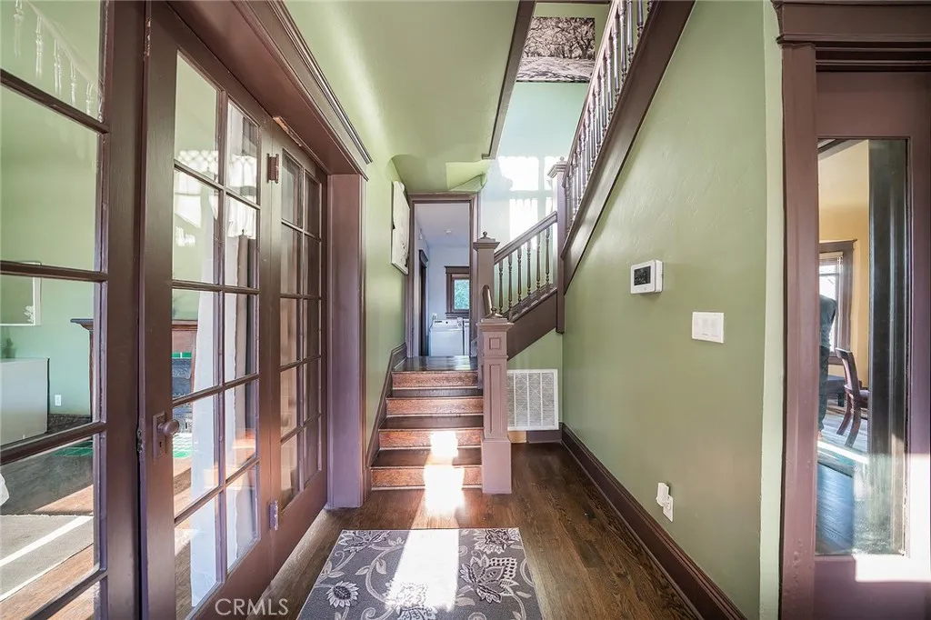 2109 Toberman Street, Los Angeles, California 90007 home-pic-6