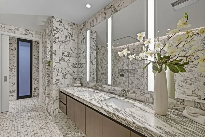 Main bedroom ensuite with soaker tub, large walk in shower