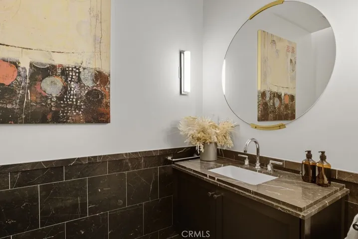 Spacious powder room