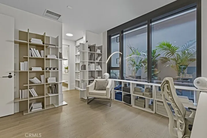 Second bedroom with ensuite - or office