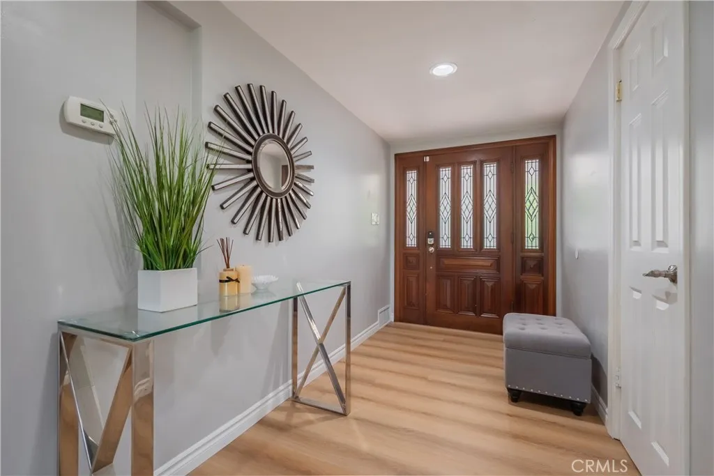 19742 Cameron Avenue, Covina, California 91724 home-pic-2