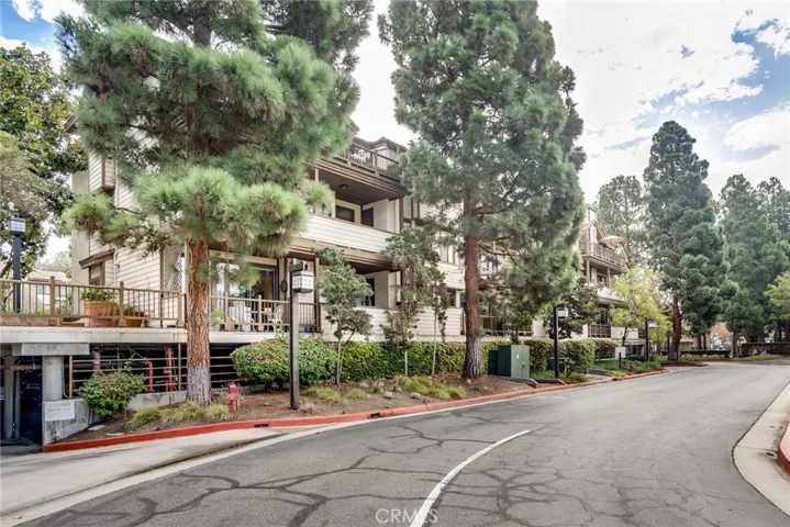2559 Plaza Del Amo 101, Torrance, California 90503