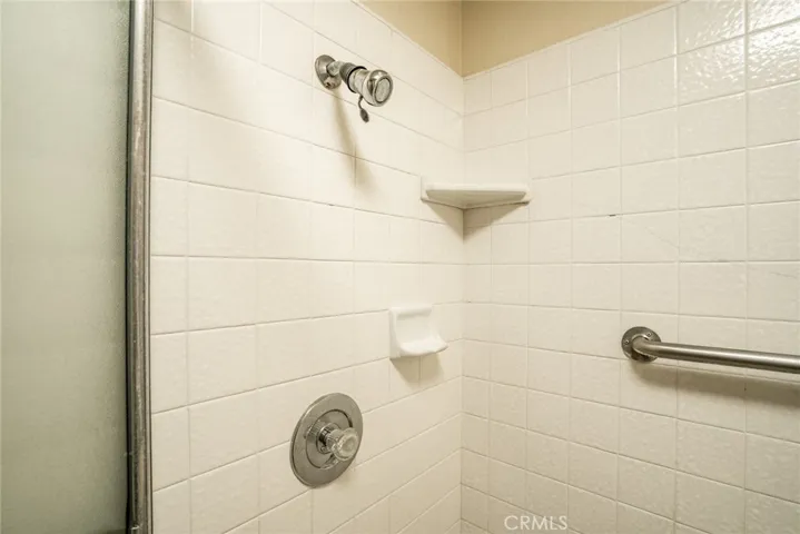 Guest bath w/walk-in shower!
