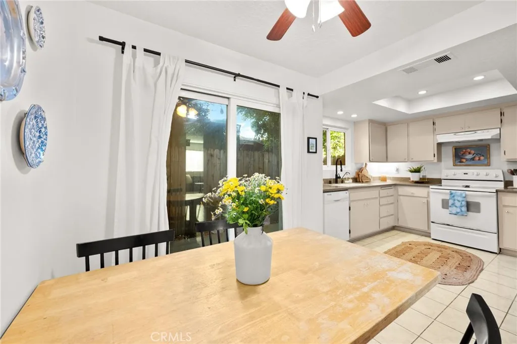333 W Duarte, Monrovia, California 91016 home-pic-18