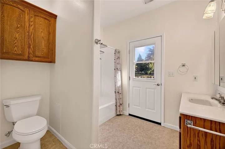 39 Edgewater Ct, Chico, California 95928