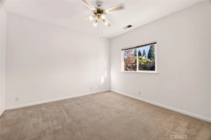 39 Edgewater Ct, Chico, California 95928