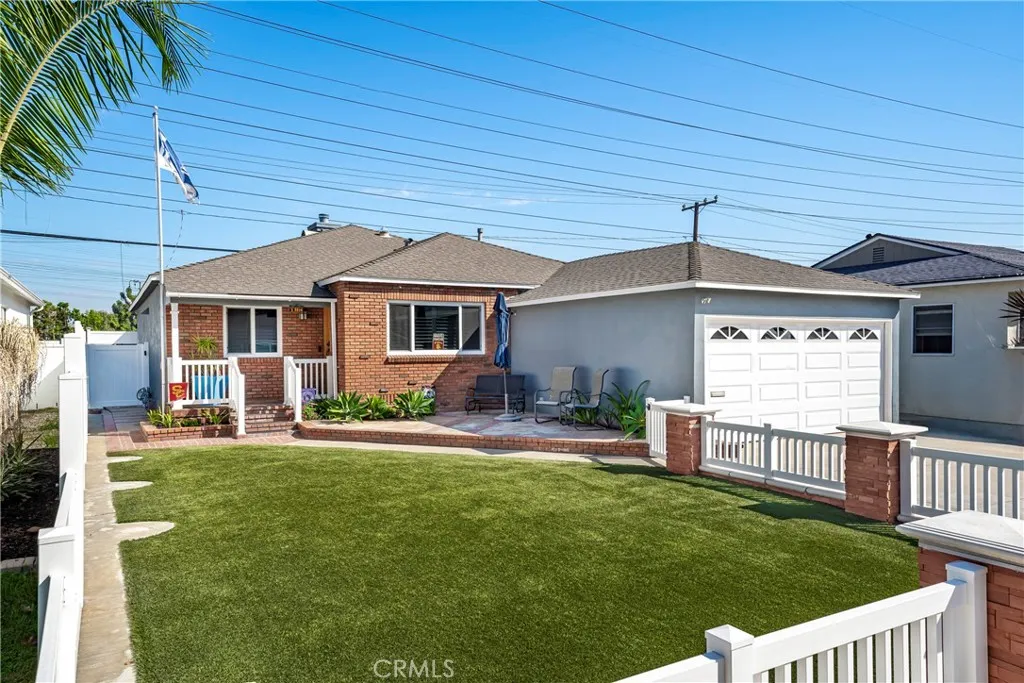 3814 Stevely, Long Beach, California 90808 home-pic-3