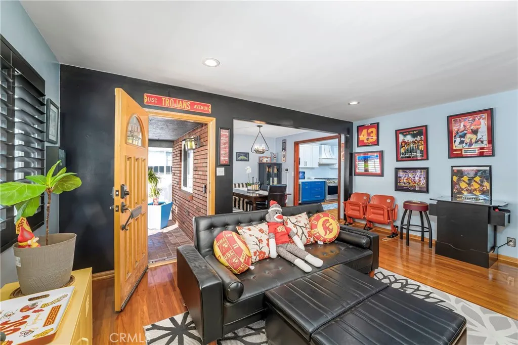 3814 Stevely, Long Beach, California 90808 home-pic-7