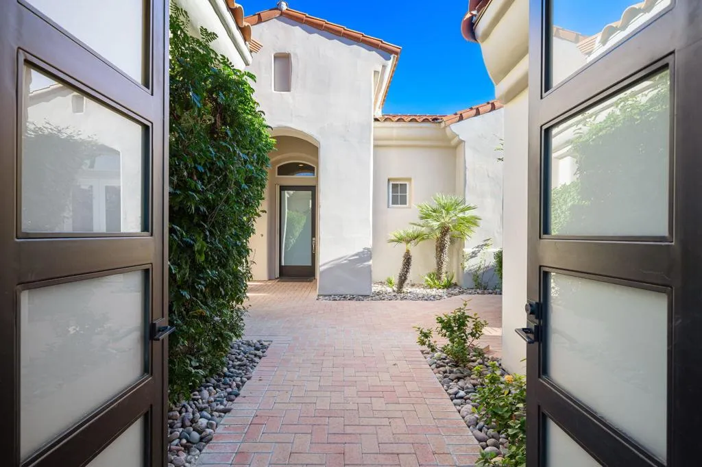 235 Loch Lomond Road, Rancho Mirage, California 92270 home-pic-7
