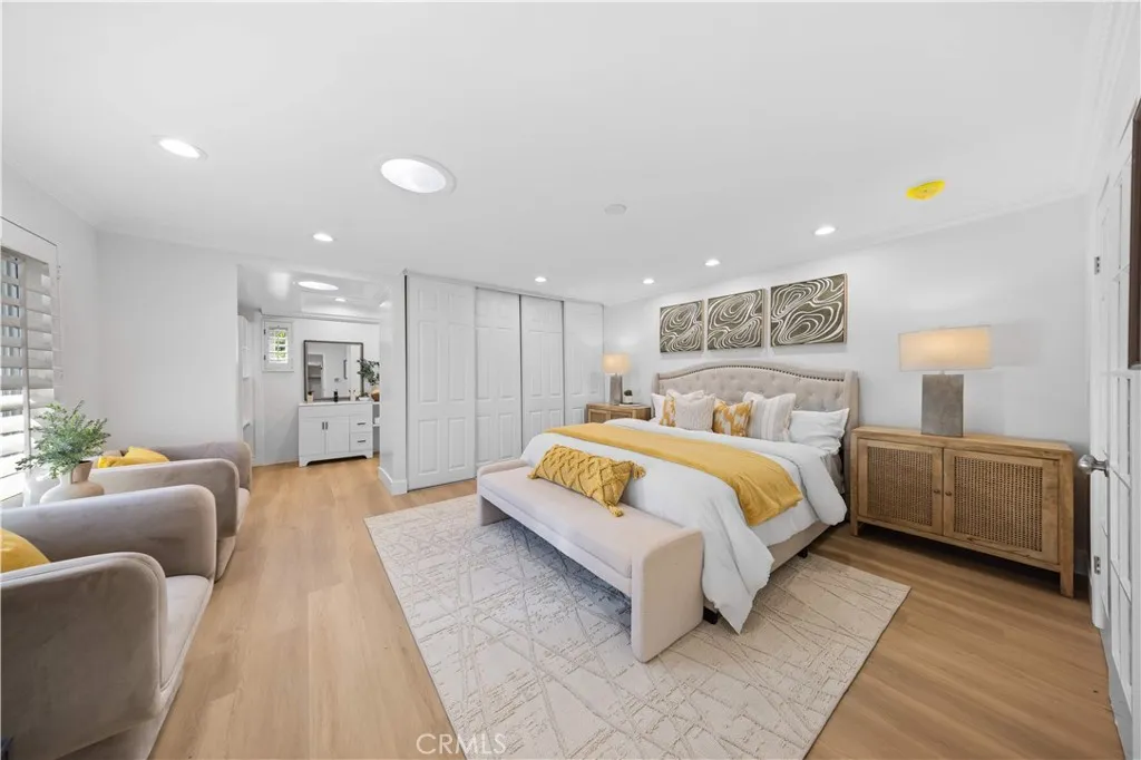 12 Oakdale, Irvine, California 92604 home-pic-33