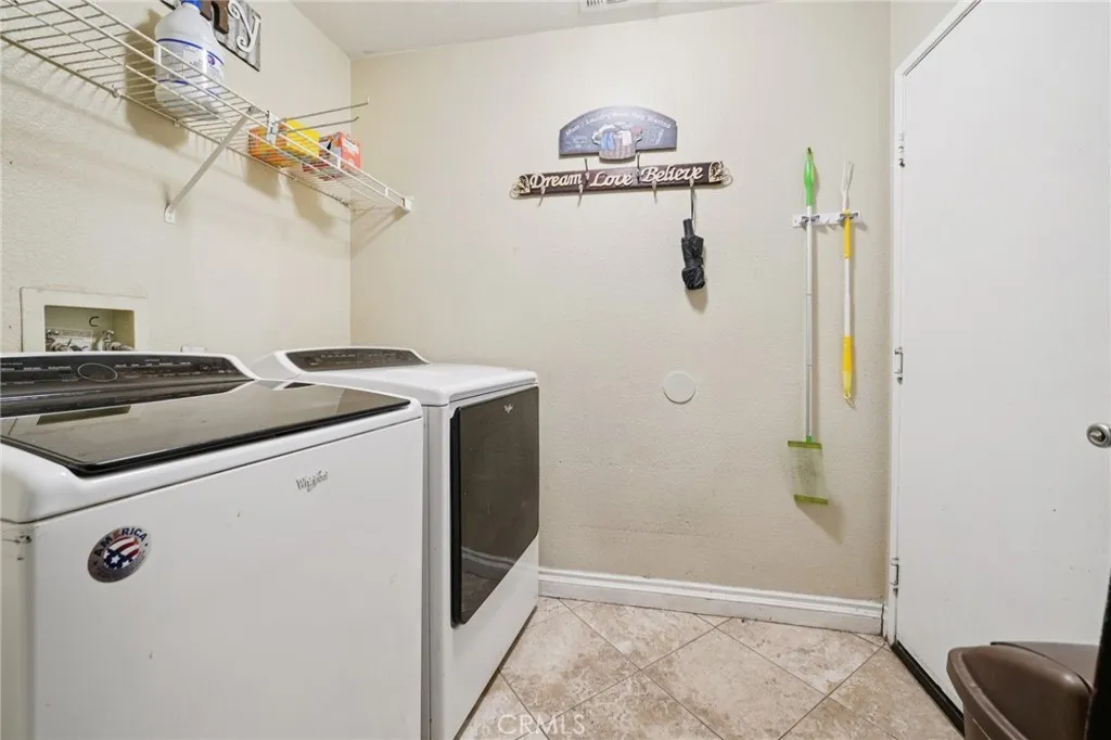 36918 Blanc Court, Winchester, California 92596 home-pic-14