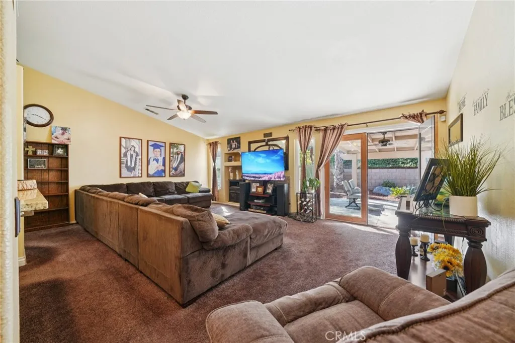 36918 Blanc Court, Winchester, California 92596 home-pic-4