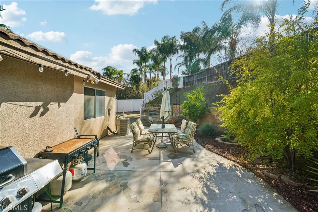 36918 Blanc Court, Winchester, California 92596 home-pic-16