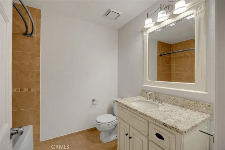 hallway full bath