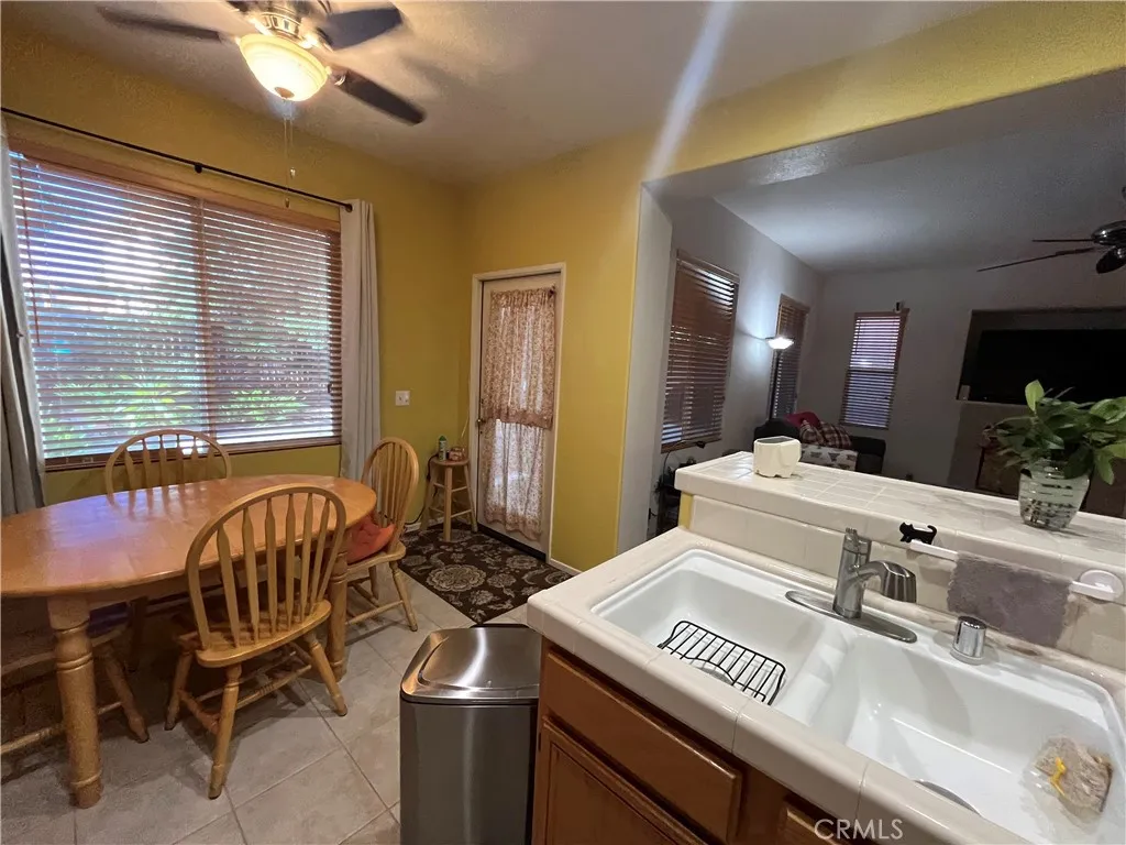 1483 Albillo Loop, Perris, California 92571 home-pic-15