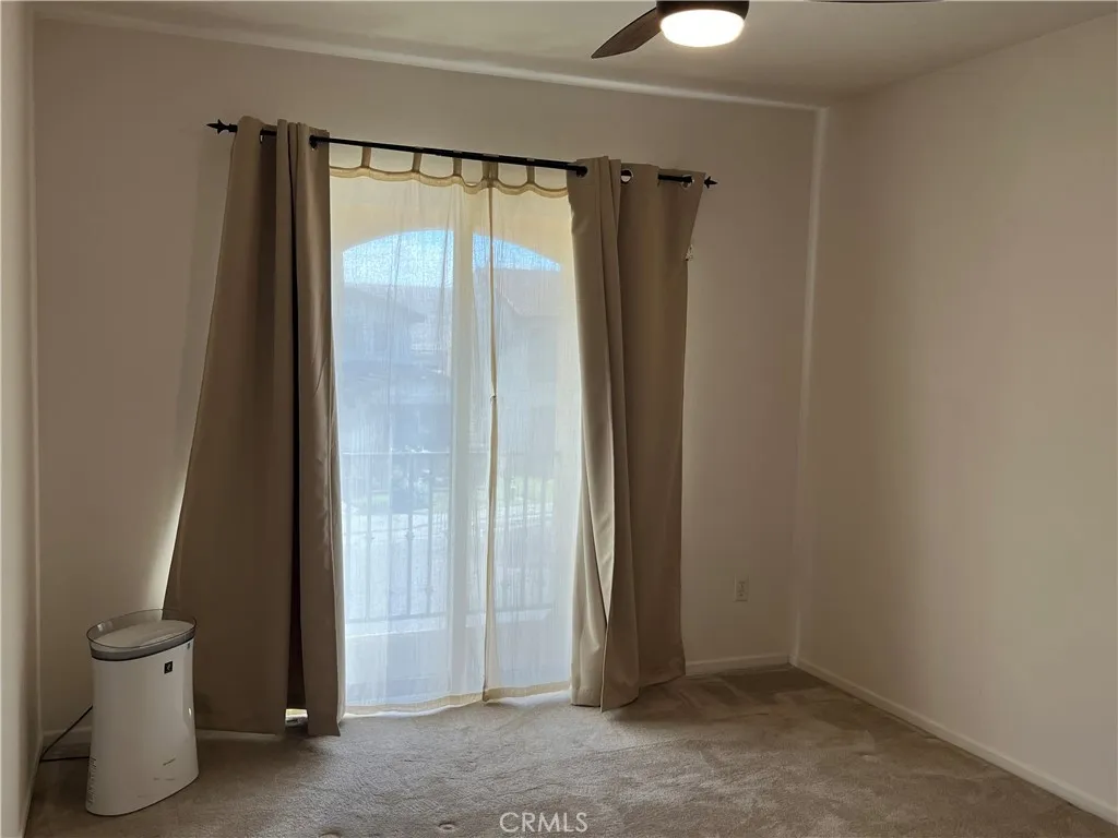 1483 Albillo Loop, Perris, California 92571 home-pic-25