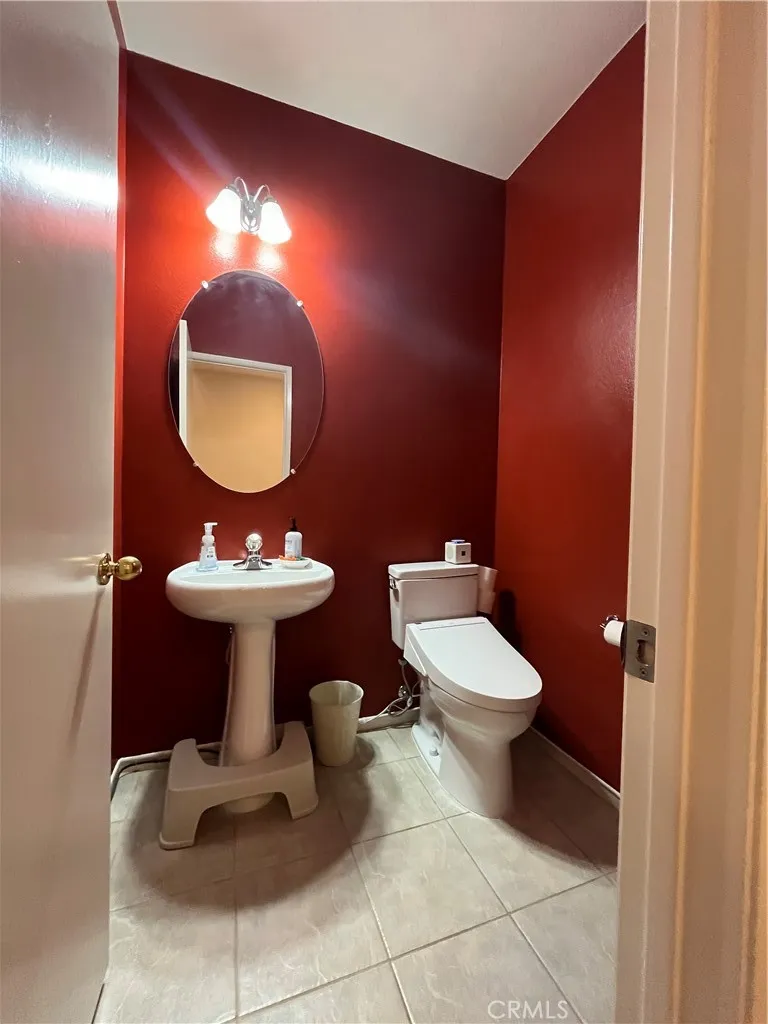 1483 Albillo Loop, Perris, California 92571 home-pic-33
