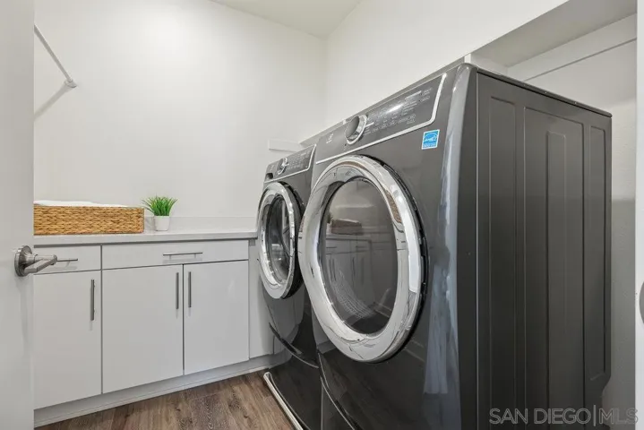 8894 Trailridge Ave, Santee, California 92071
