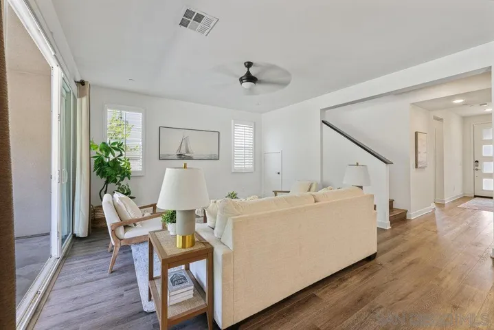 8894 Trailridge Ave, Santee, California 92071