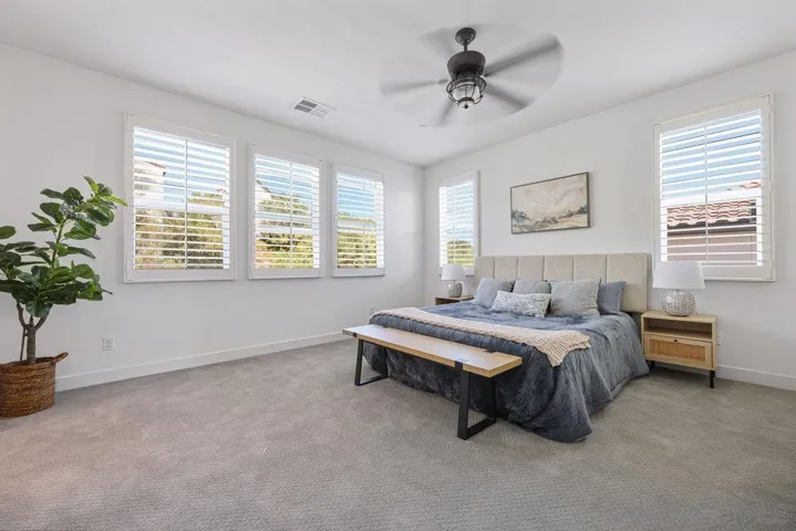 8894 Trailridge Ave, Santee, California 92071