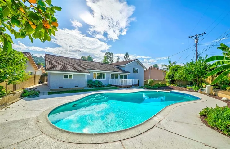 16109 Mesa Robles Drive, Hacienda Heights, California 91745