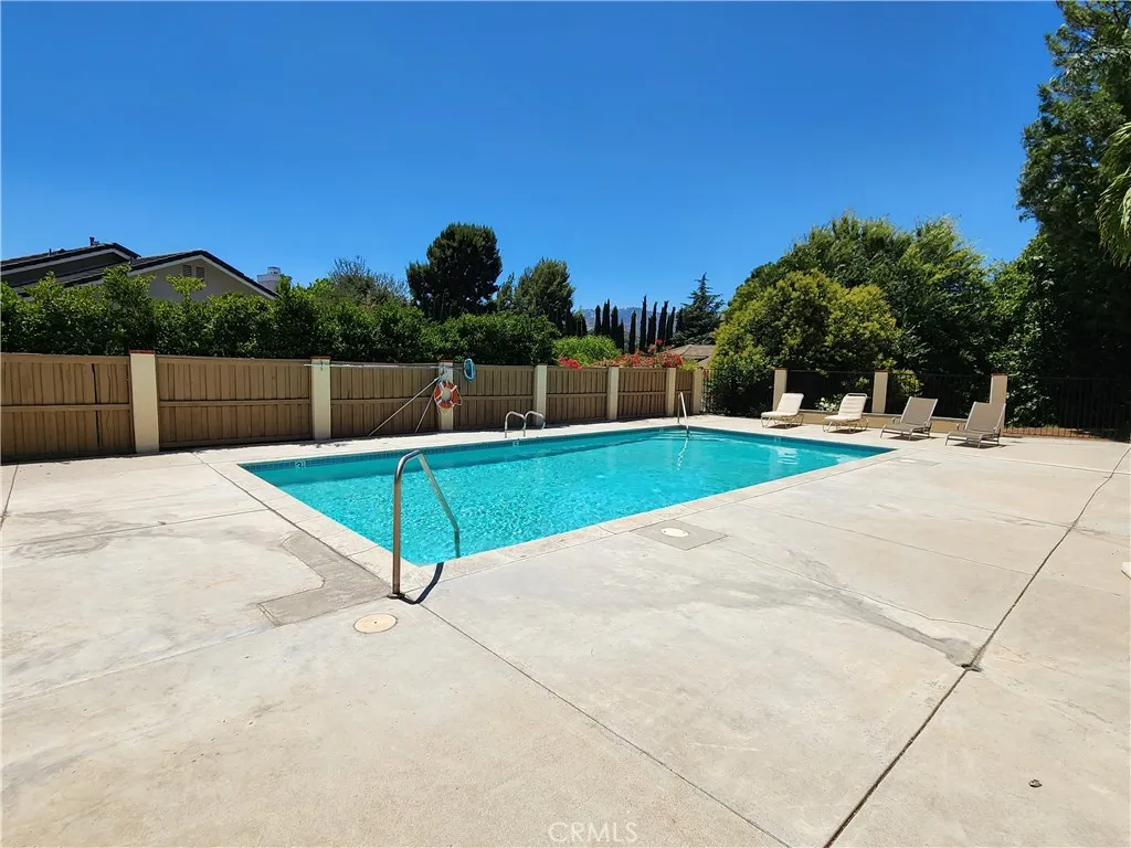 24831 Apple, Newhall, California 91321 home-pic-33